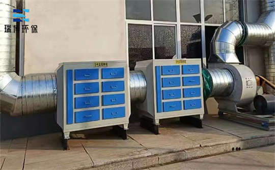 ���O�Gɫ���I(y��)���U�����̎���b�õ��P(gu��n)�I��ɫ